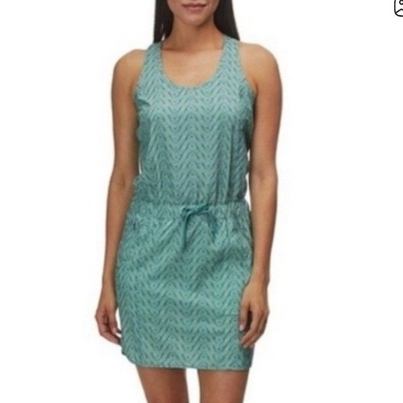 Patagonia Dresses & Skirts - Patagonia Fleetwith Dress Women's‎ Medium Athletic Hiking Outdoor Green Pockets